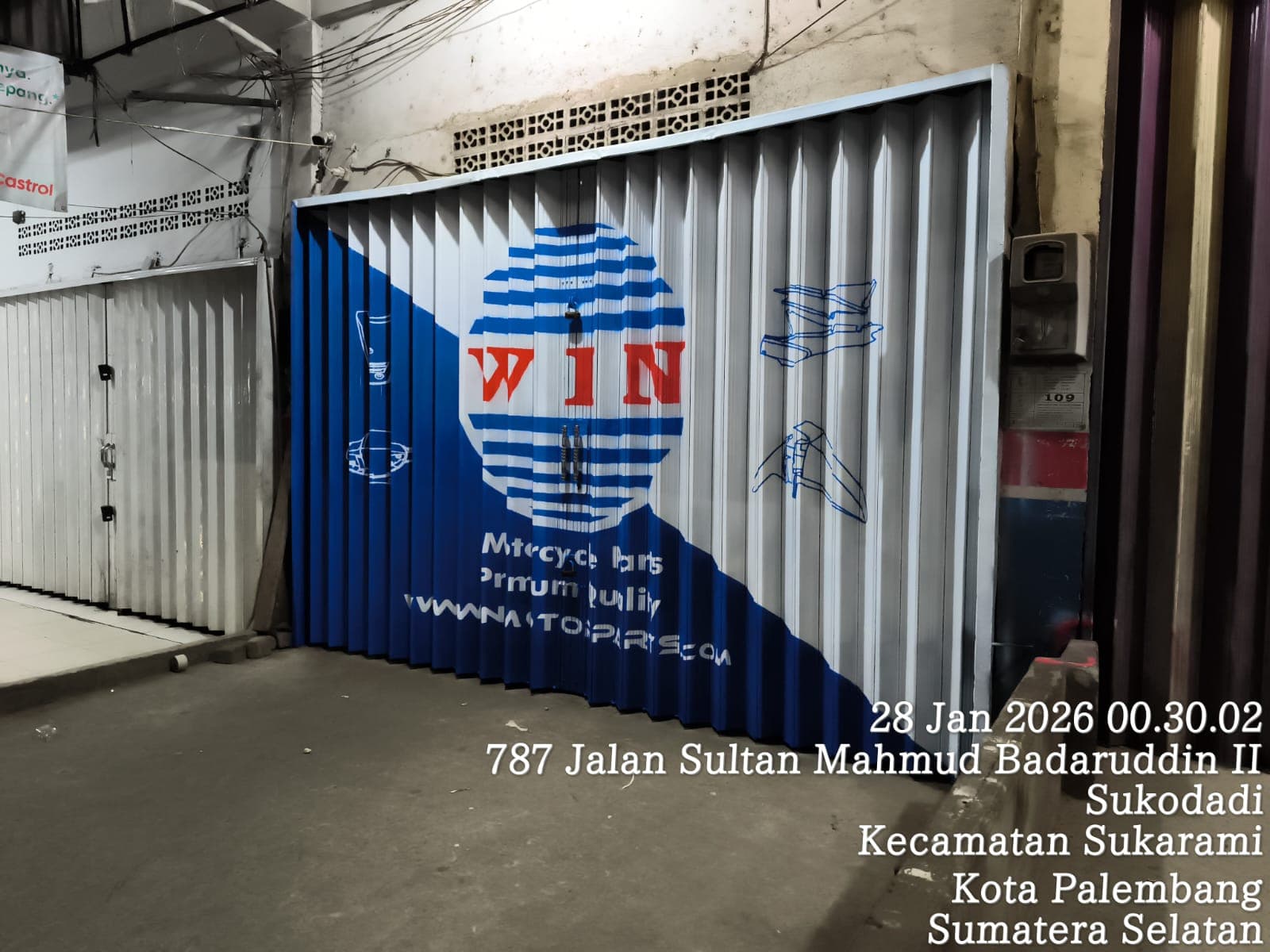 Branding Rolling Door 2