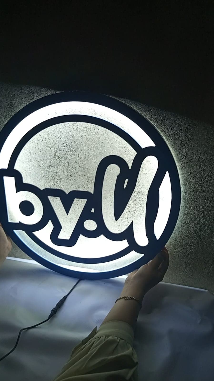 Neon Box 3